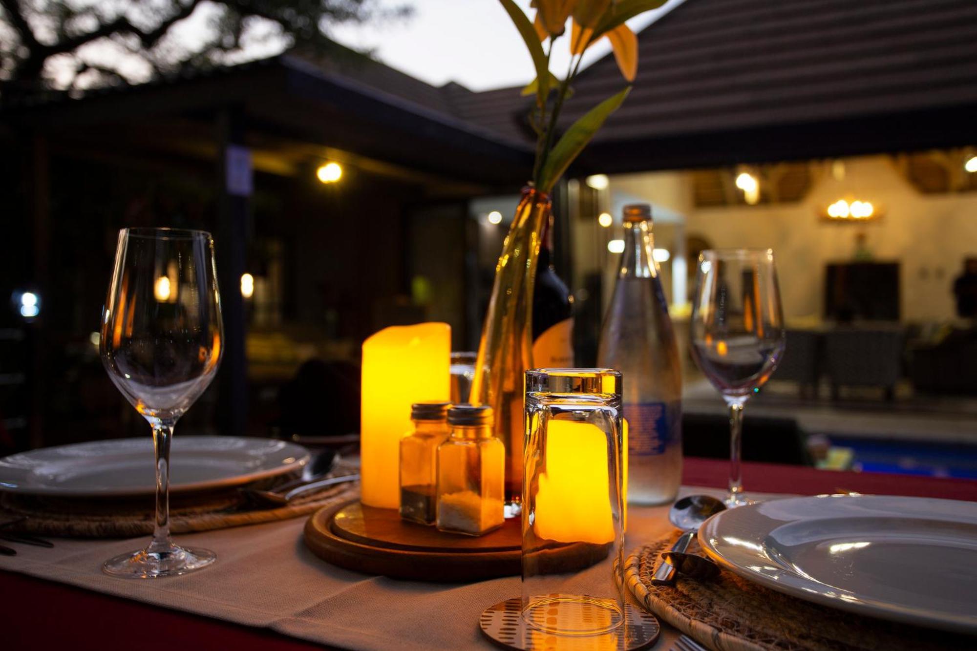 Moya Safari Villa 호에드스프뤼트 외부 사진